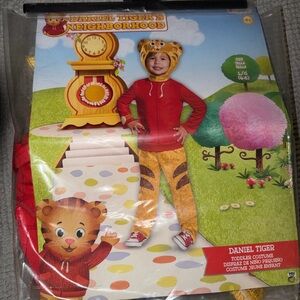 Daniel Tiger Costume - size 4-6